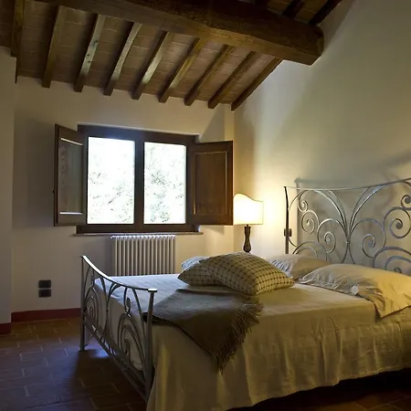 Castello Monticelli Çiftlik konaklama Perugia