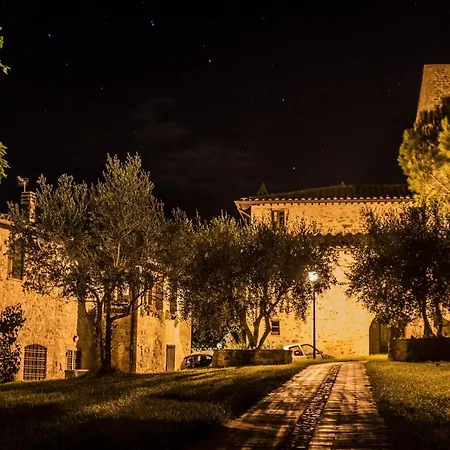 Castello Monticelli Çiftlik konaklama