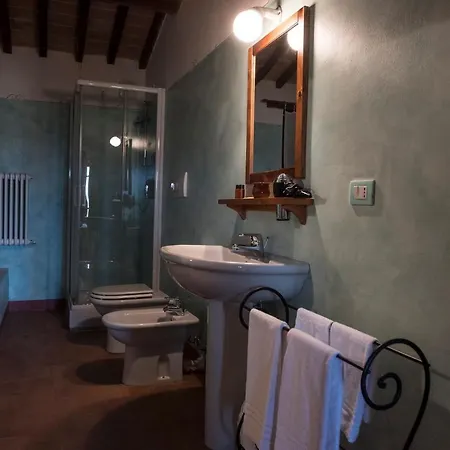 Çiftlik konaklama Castello Monticelli *