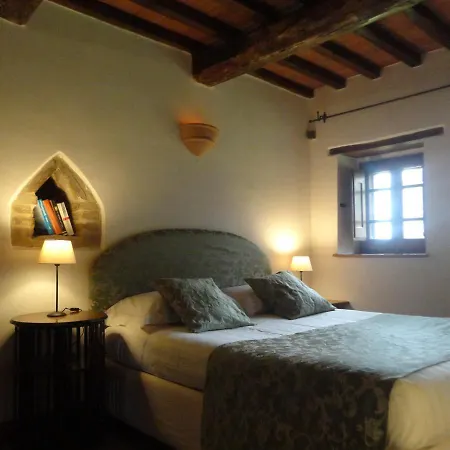 Çiftlik konaklama Castello Monticelli