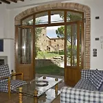 Castello Monticelli Farm stay Perugia