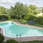Castello Monticelli Farm stay *