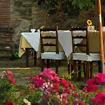 Castello Monticelli Farm stay