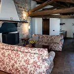 Farm stay Castello Monticelli Perugia